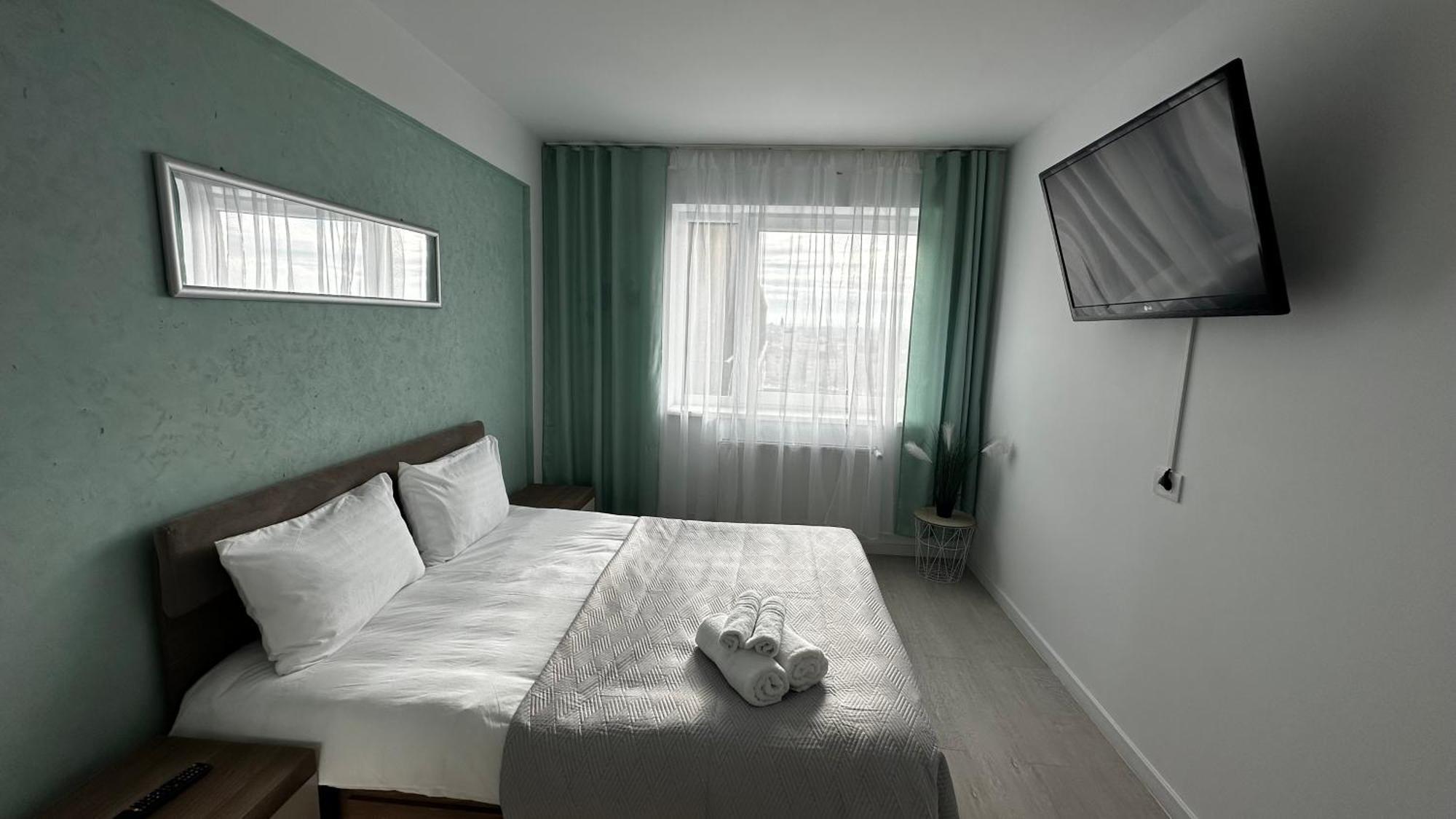 Chris Holiday Oradea Dış mekan fotoğraf